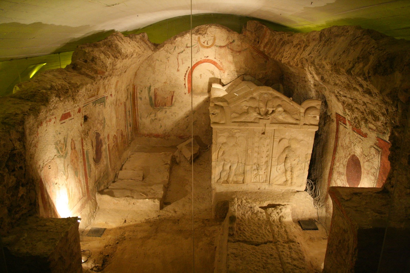 pecs_-_early_christian_mausoleum_02